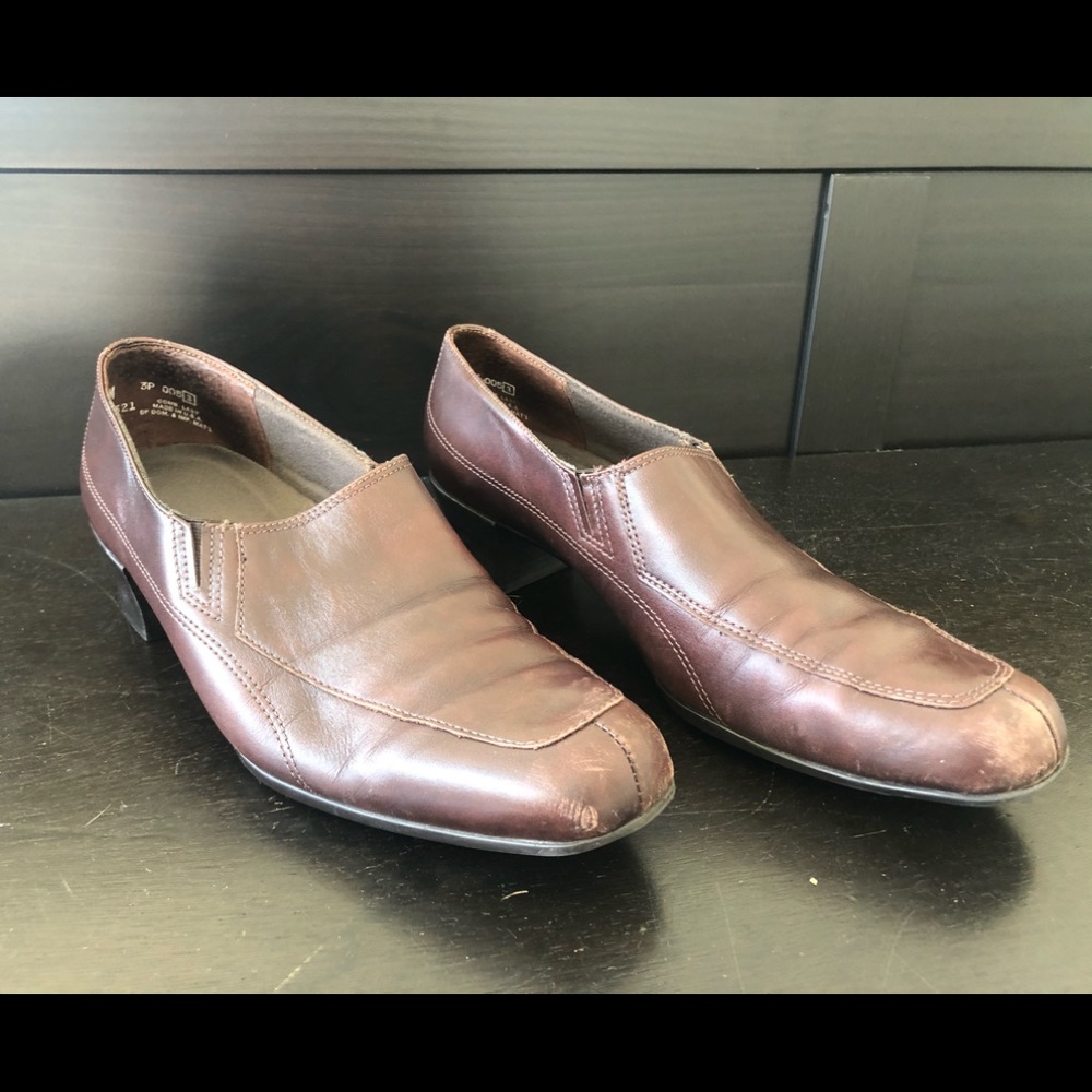 Munro Brown Pumps 8.5M
